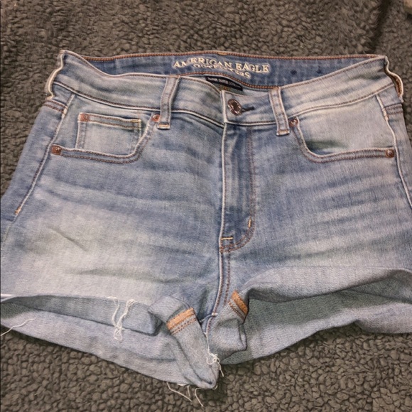 ae shorts, I luv them just don’t fit anymore:( - Picture 1 of 3